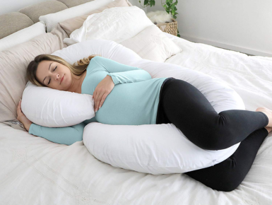 How To Choose The Right Pregnancy Pillow